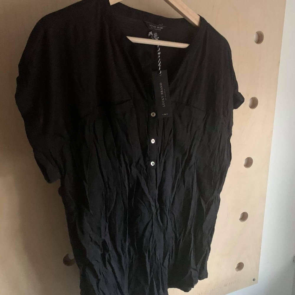 Lucky brand button tee